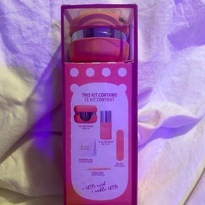 Brand new Mini macaron gel nail kit 💅🏼💅🏼